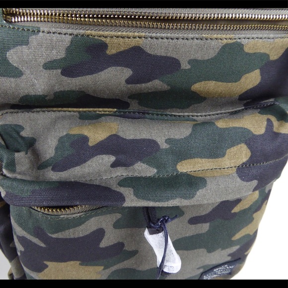 Lucky Brand Waxed Canvas Cotton Backpack Camo NWT - Picture 5 of 8